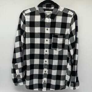 Abercrombie & Fitch Woman’s Small Black/White Plaid Flannel Button Up Shirt